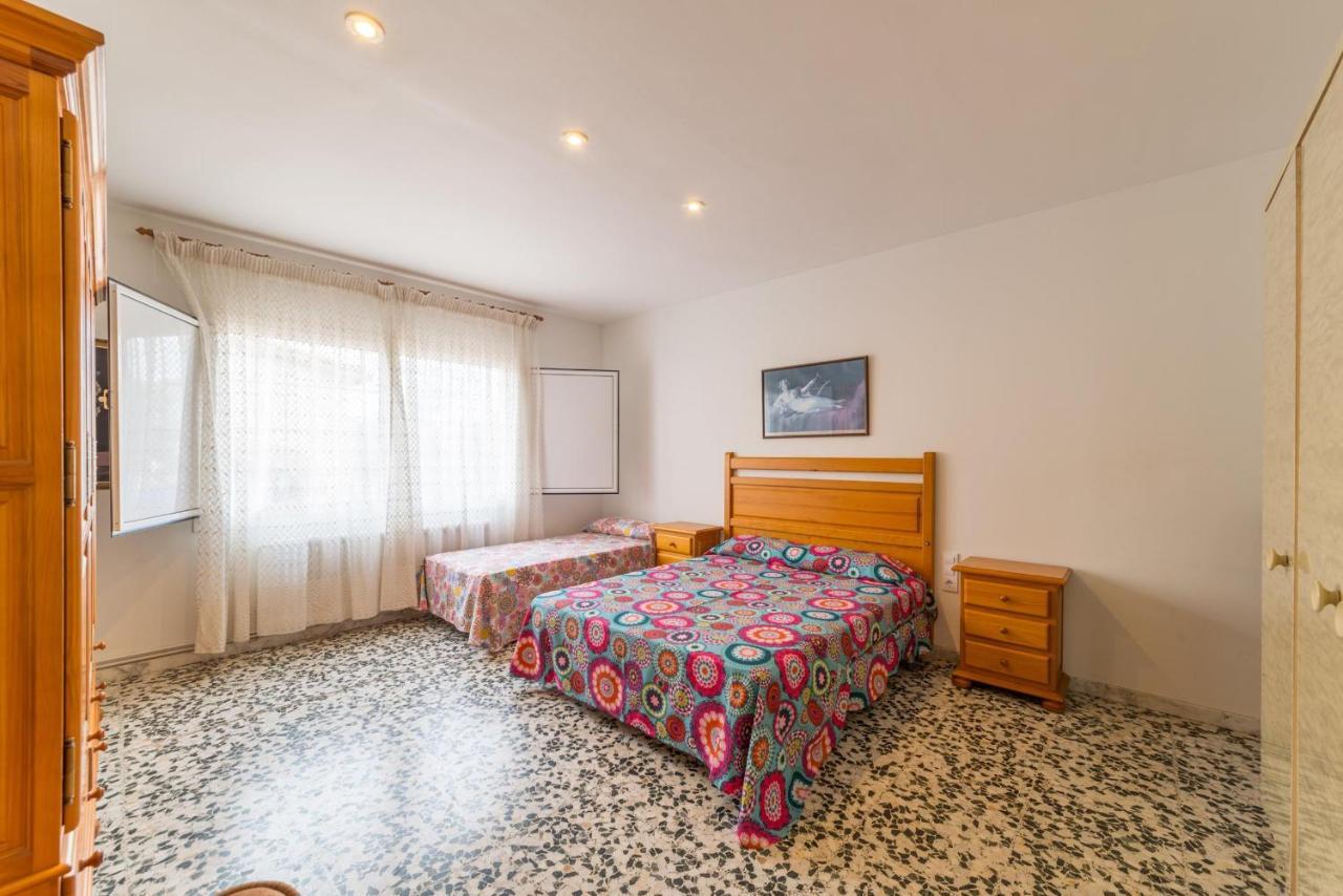 Villa Nuria L' Escala Bagian luar foto