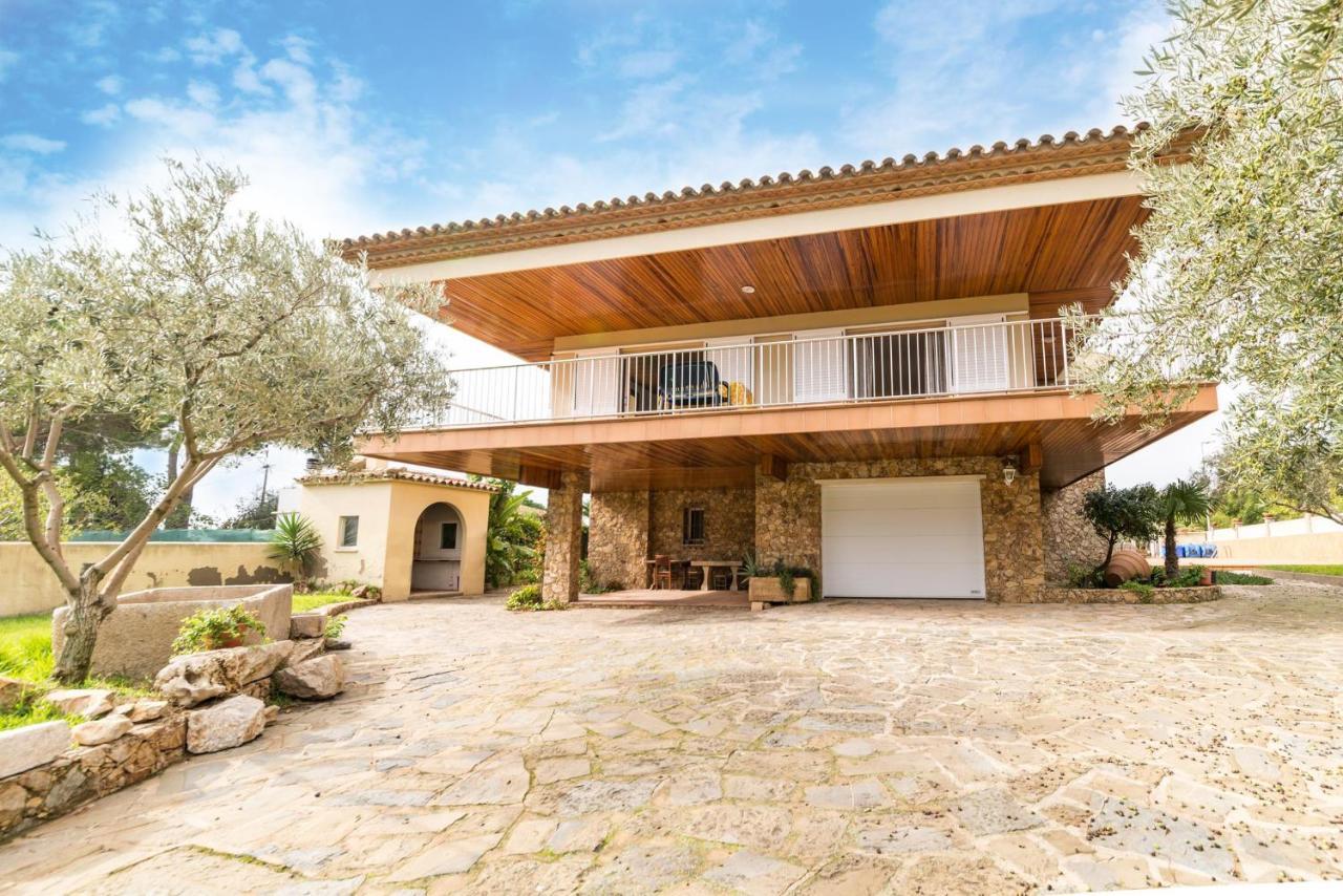 Villa Nuria L' Escala Bagian luar foto